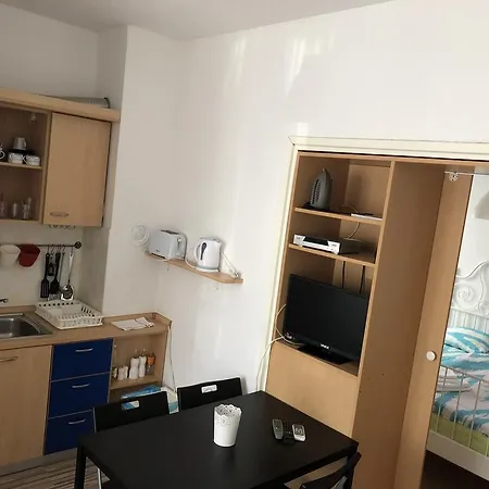 Apartment Vlado Sukosan Exterior photo
