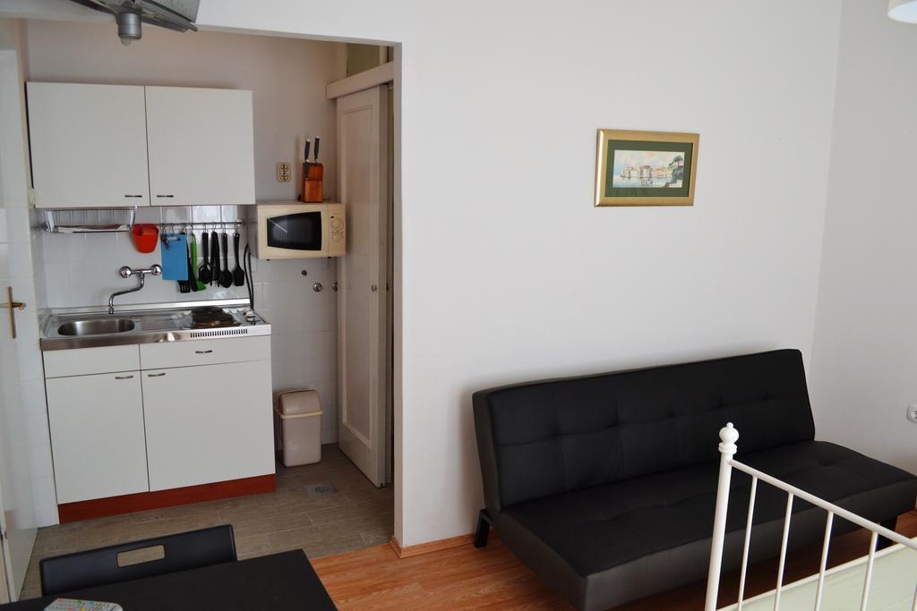 Apartment Vlado *